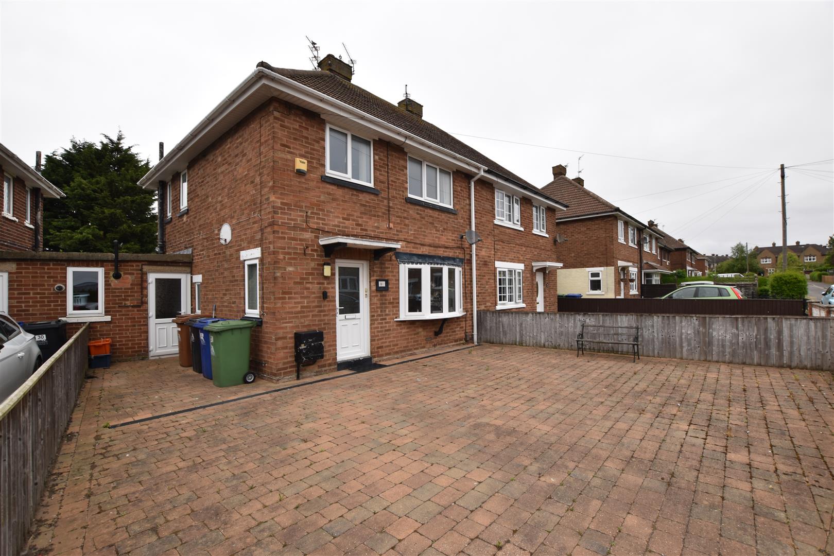 SEMI DETACHED HOUSE Joy Walker Estate Agent
